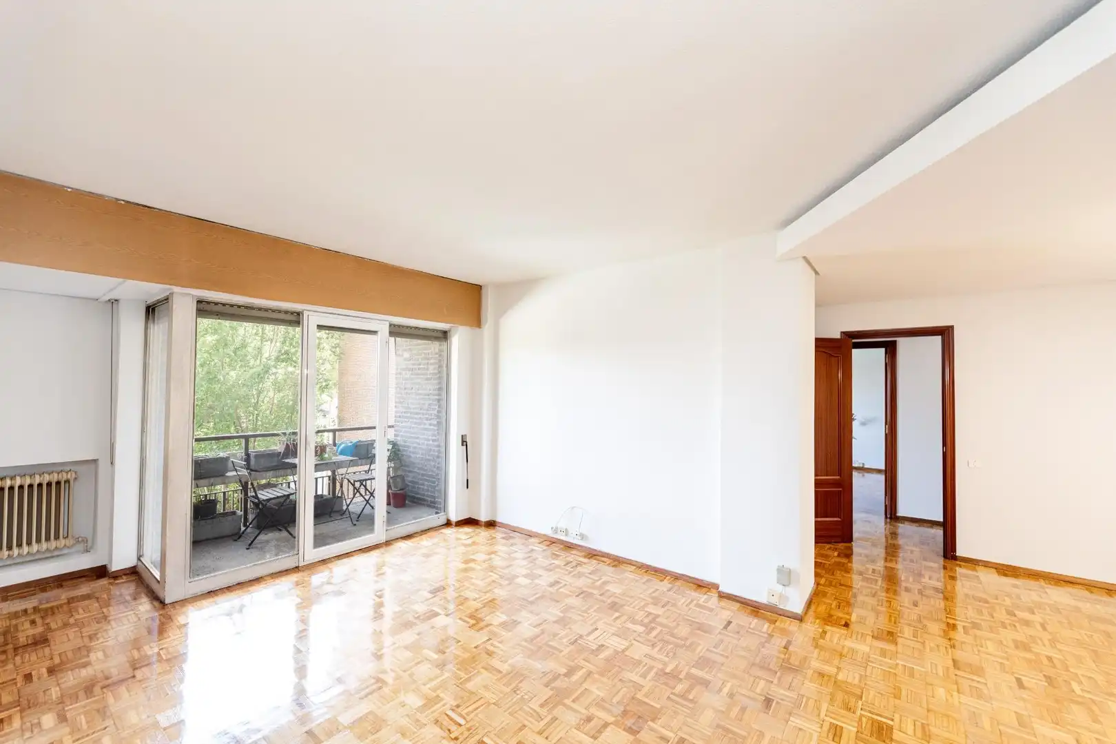 Sala de estar de Piso de alquiler en Madrid con Parquet