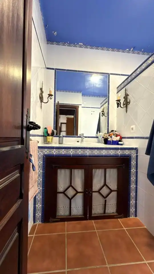 Baño de Finca rústica en venta en Badajoz con Jardín privado y Piscina