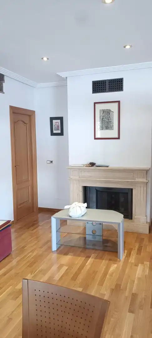 Sala d'estar de Casa o xalet de lloguer en Murcia amb Aire condicionat, Calefacció i Parquet