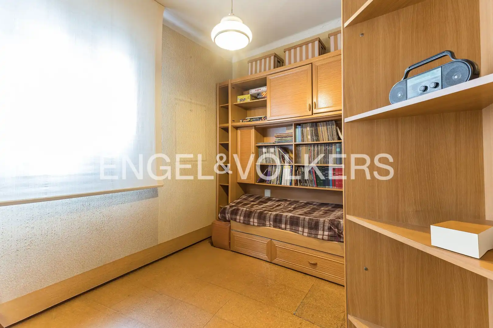 Schlafzimmer von Wohnung zum Verkauf in Barcelona mit Klimaanlage, Heizung und Terrasse