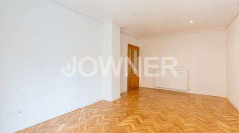 Foto 5 de Piso en venta en Calle de Julia García Boután, Rosas - Musas,  Madrid Capital