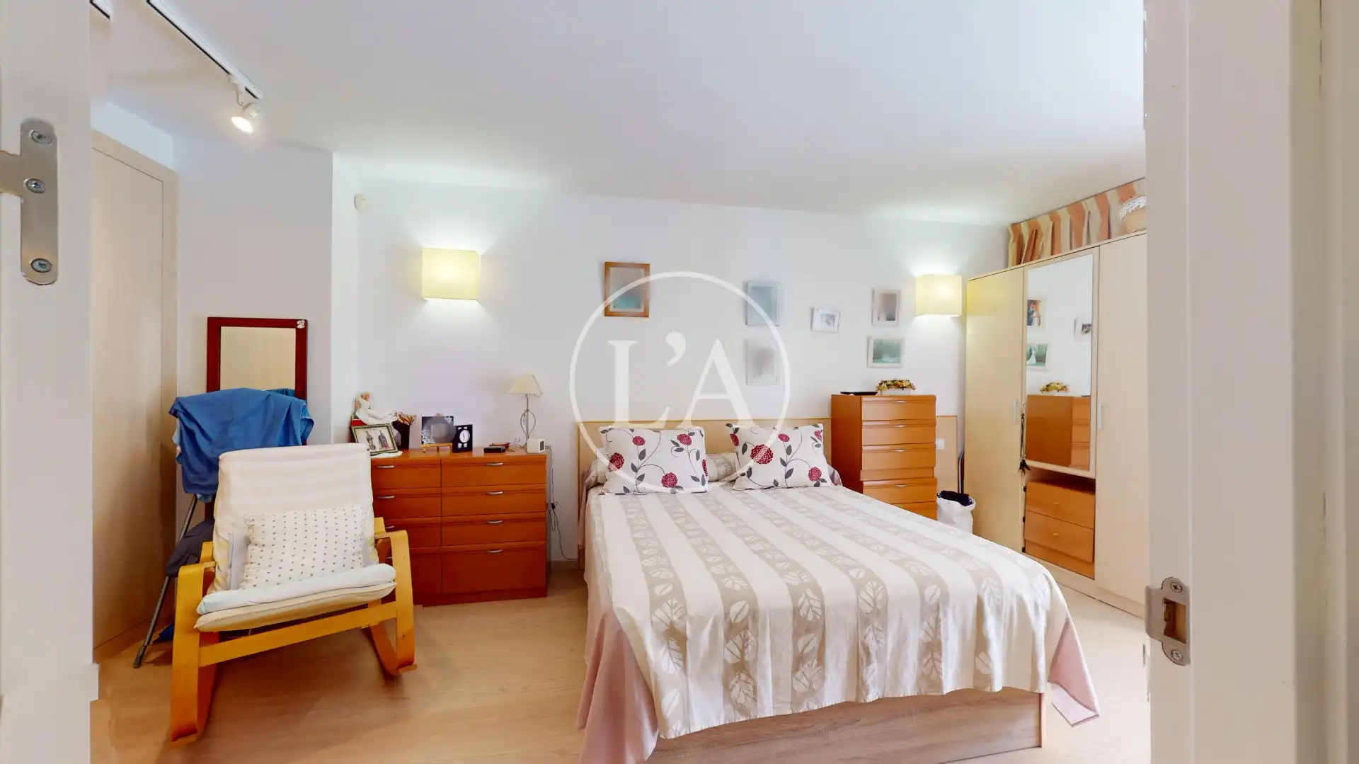 Apartment with pool for sale in Carrer d'Emili Vendrell 8, imagen 16