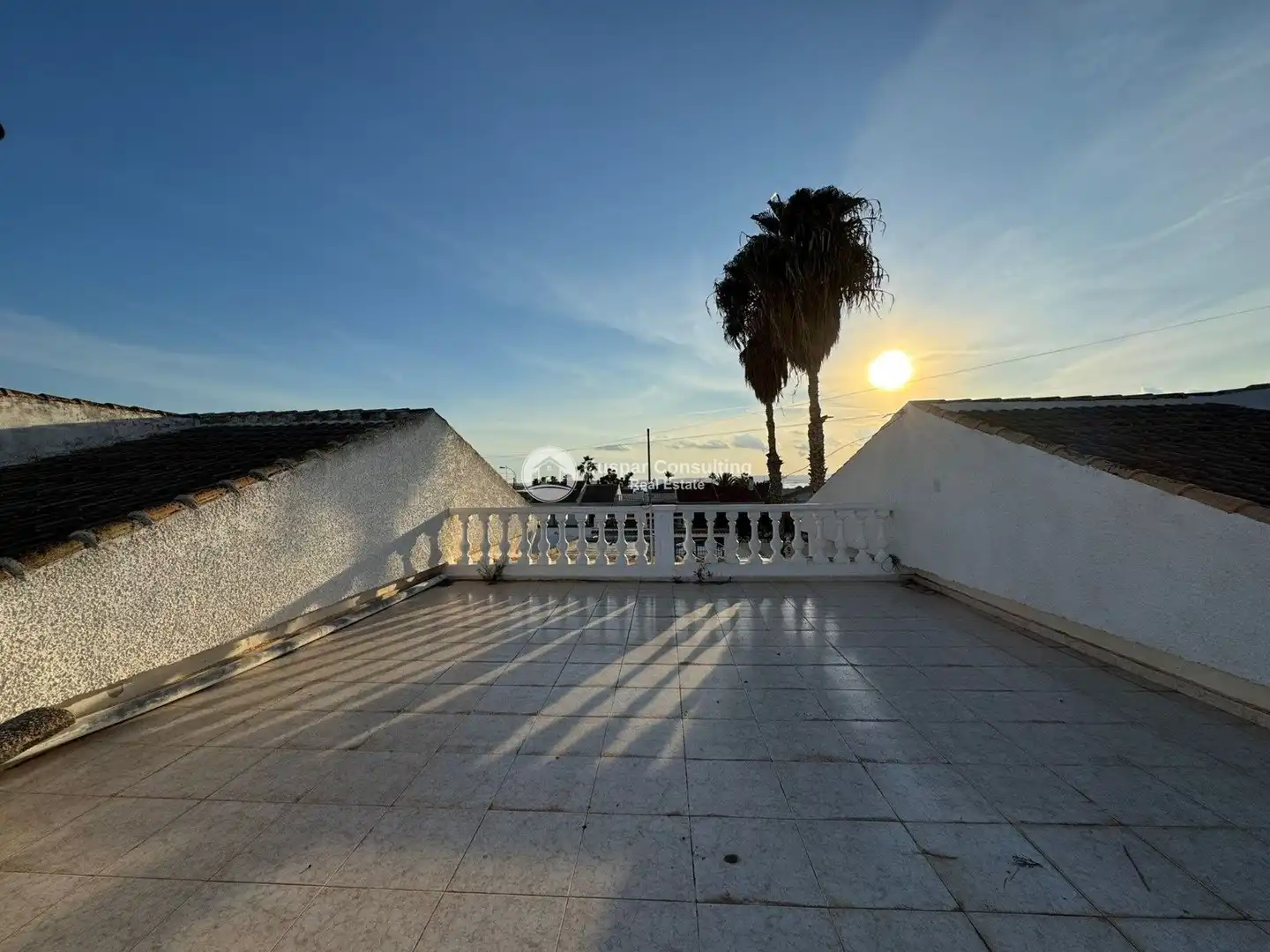 Vista exterior de Casa o chalet en venta en Torrevieja con Aire acondicionado, Terraza y Amueblado
