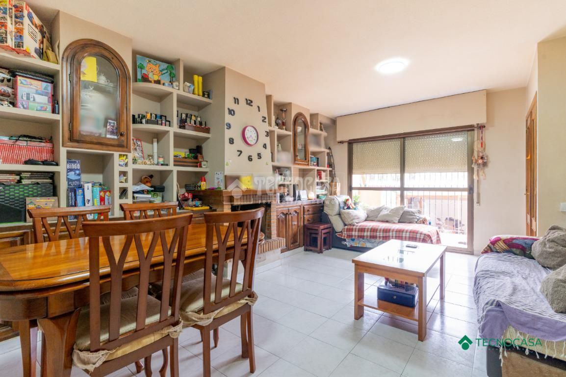 Living room of Single-family semi-detached for sale in Roquetas de Mar  with Air Conditioner, Terrace and Balcony