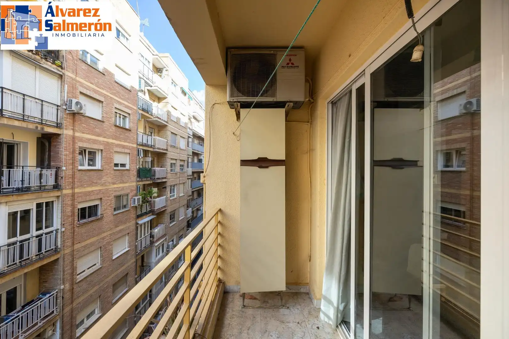 Terrassa de Pis en venda en Granada amb Aire condicionat, Moblat i Balcó