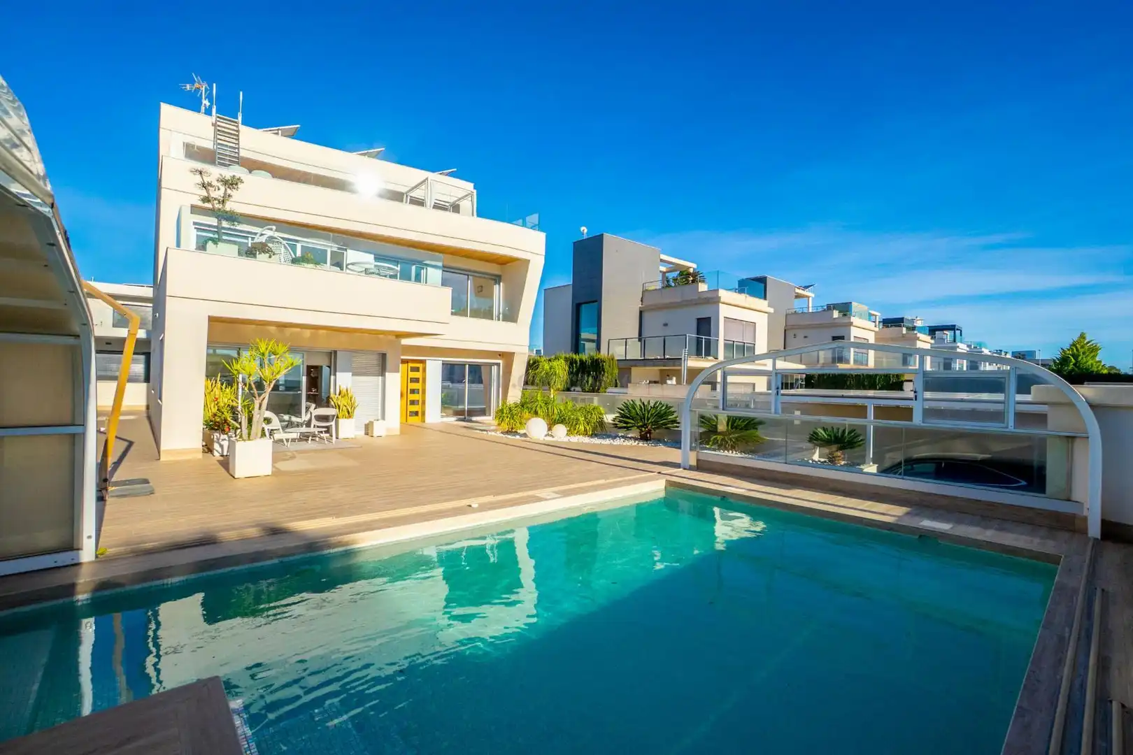 Villa avec piscine à vendre à Orihuela Costa
