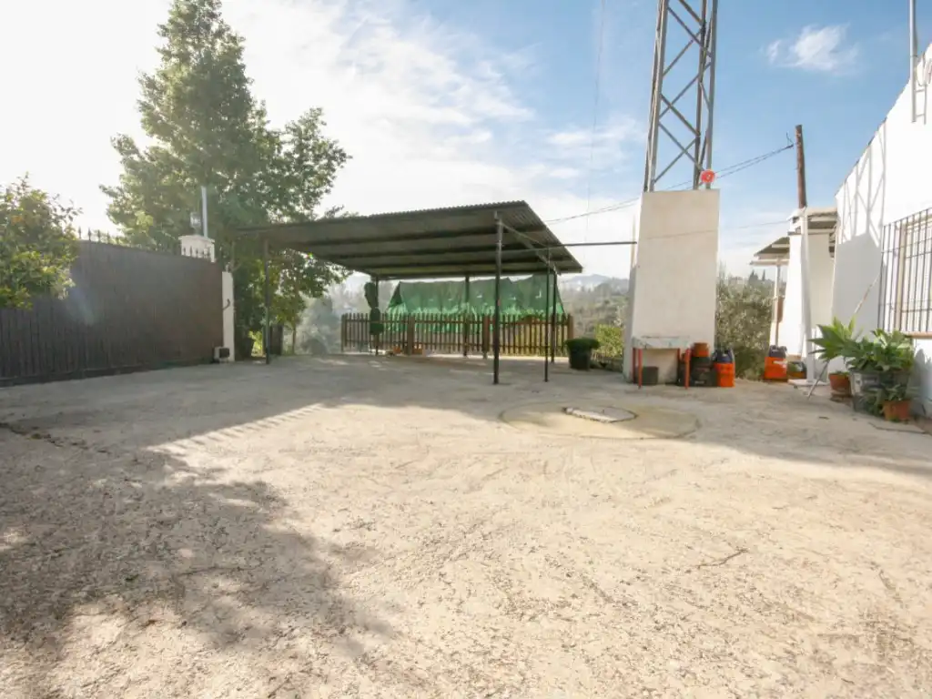 Finca rústica en venda a Coín