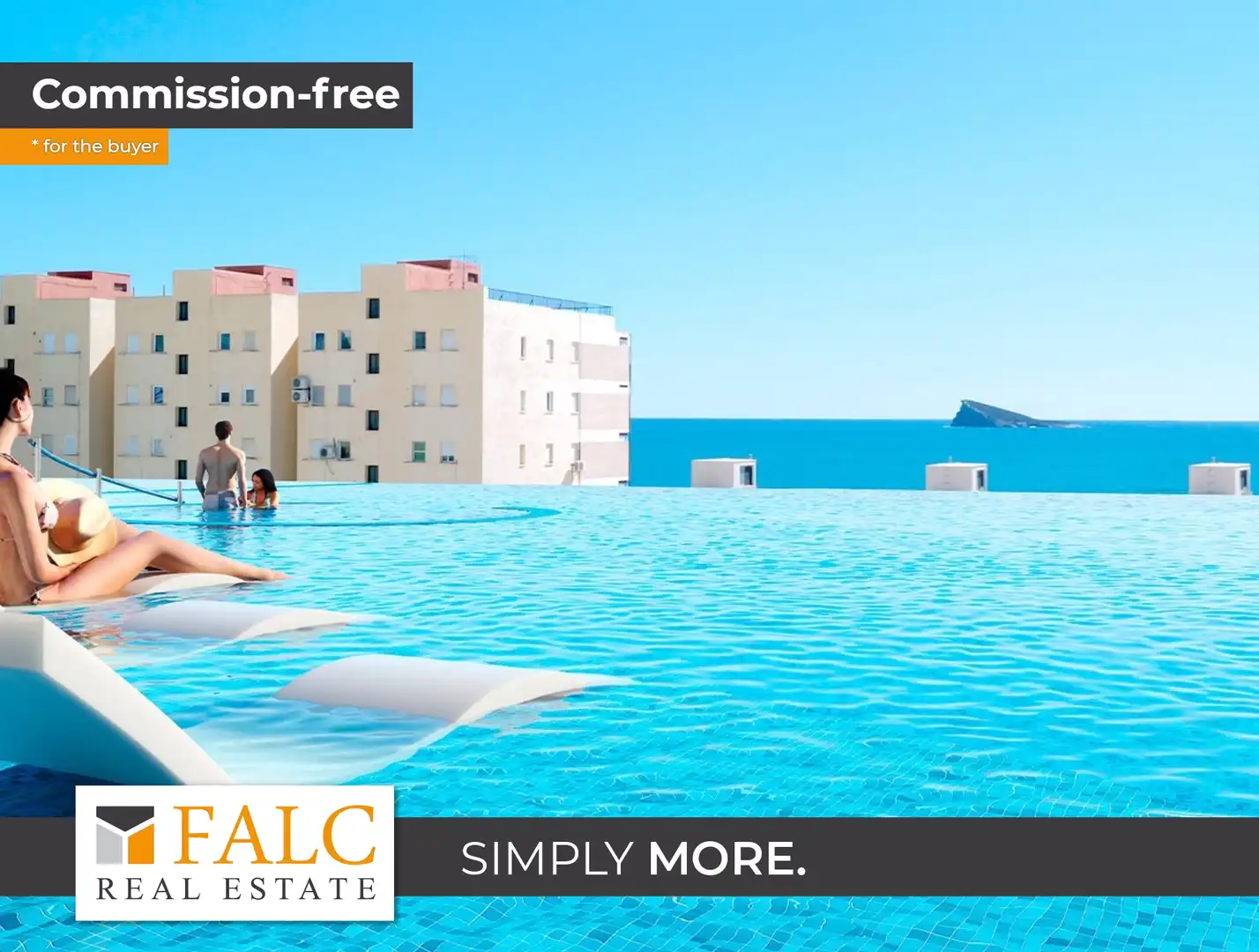 Swimming pool of Flat for sale in Benidorm  with Air Conditioner, Terrace and Swimming Pool