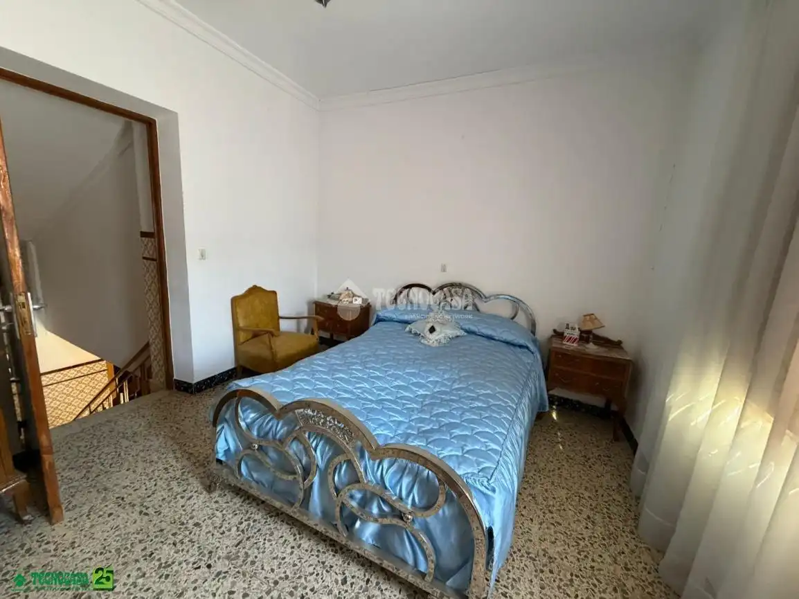 Casa aparellada en venda a Granátula de Calatrava, imagen 12