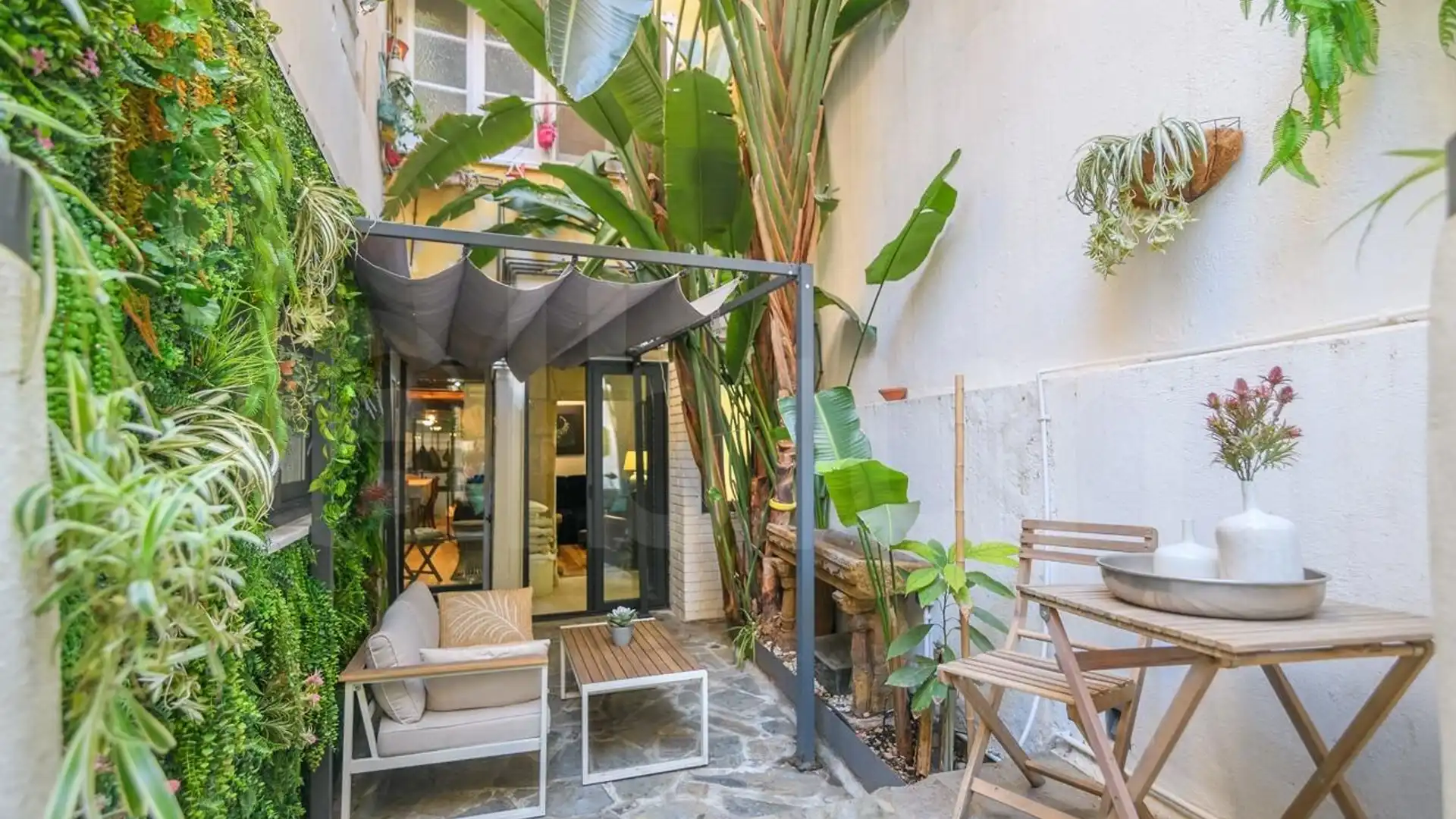 Terrace of Duplex for rent in  Barcelona Capital  with Air Conditioner, Heating and Private garden