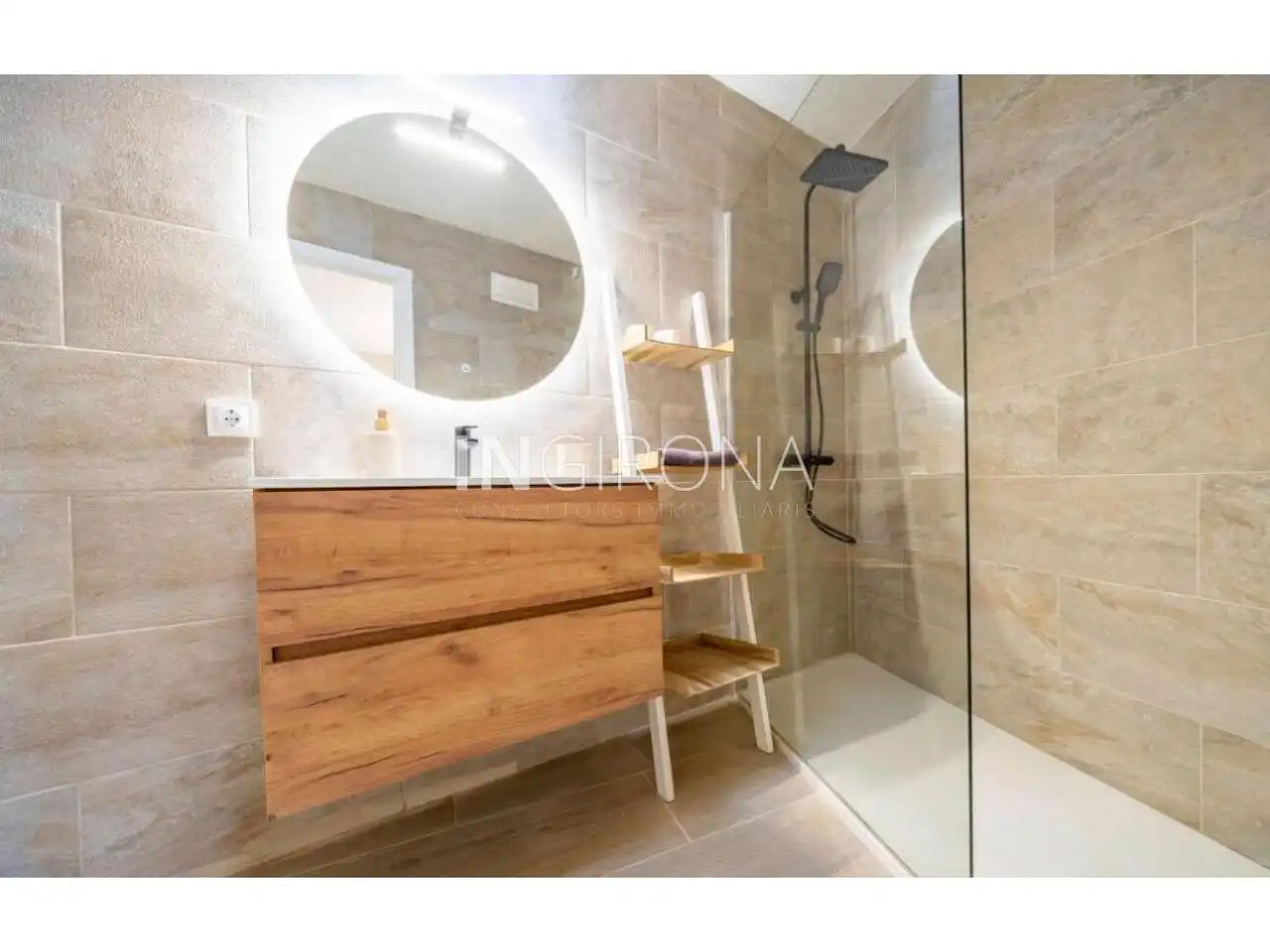 Bany de Casa o xalet de lloguer en Lloret de Mar amb Aire condicionat, Jardí privat i Terrassa