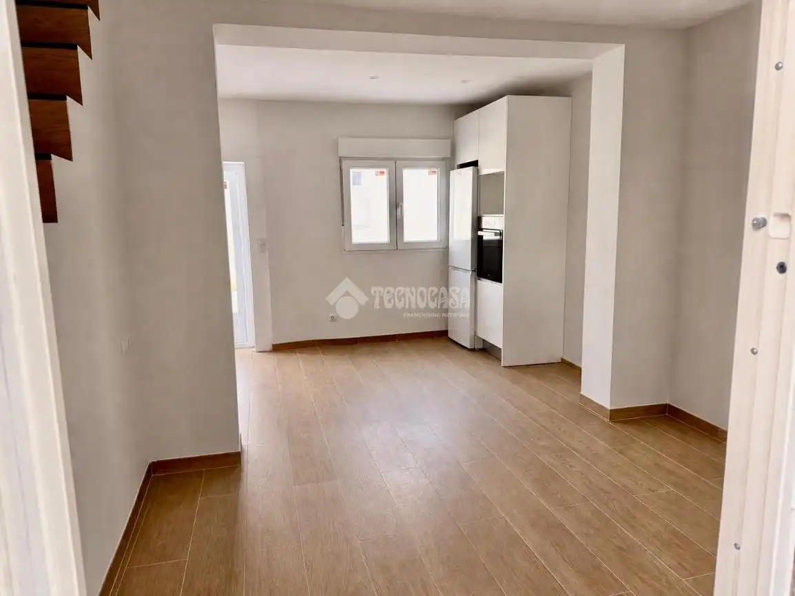 Sala de estar de Piso en venta en Madrid con Parquet y Balcón