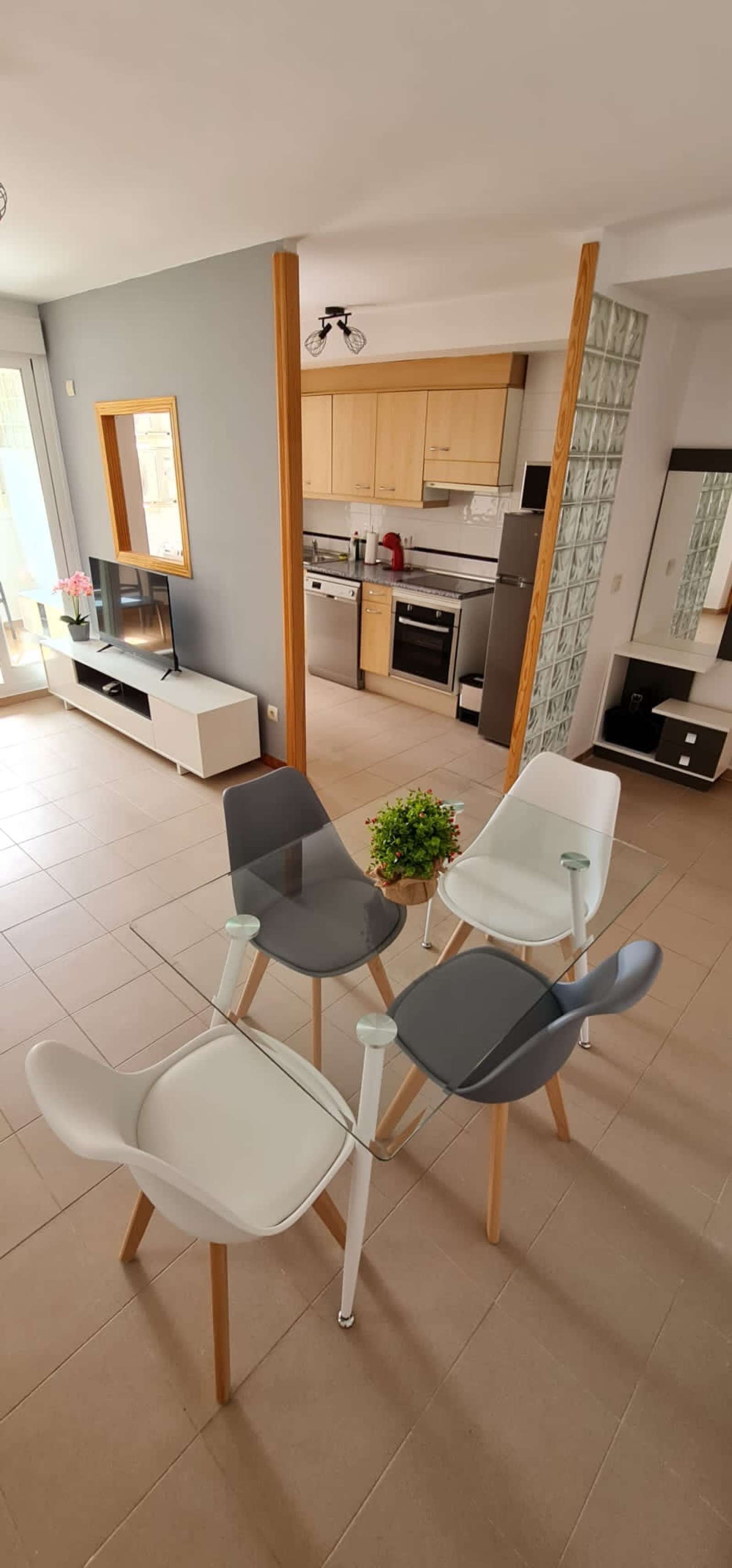 Menjador de Estudi per a compartir en Villajoyosa / La Vila Joiosa amb Aire condicionat i Terrassa