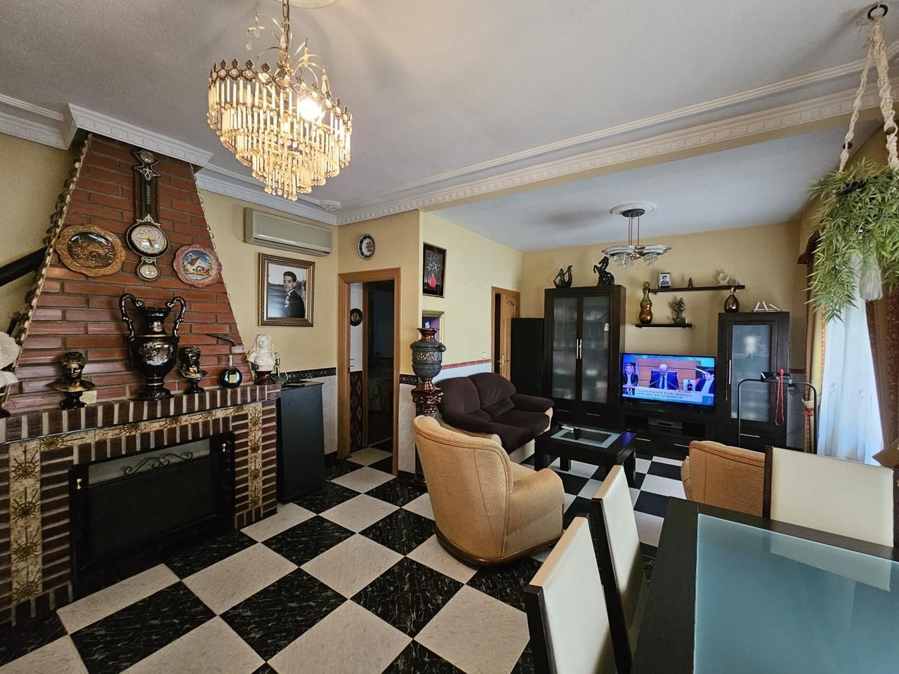 Sala de estar de Casa o chalet en venta en Polán con Aire acondicionado, Calefacción y Terraza