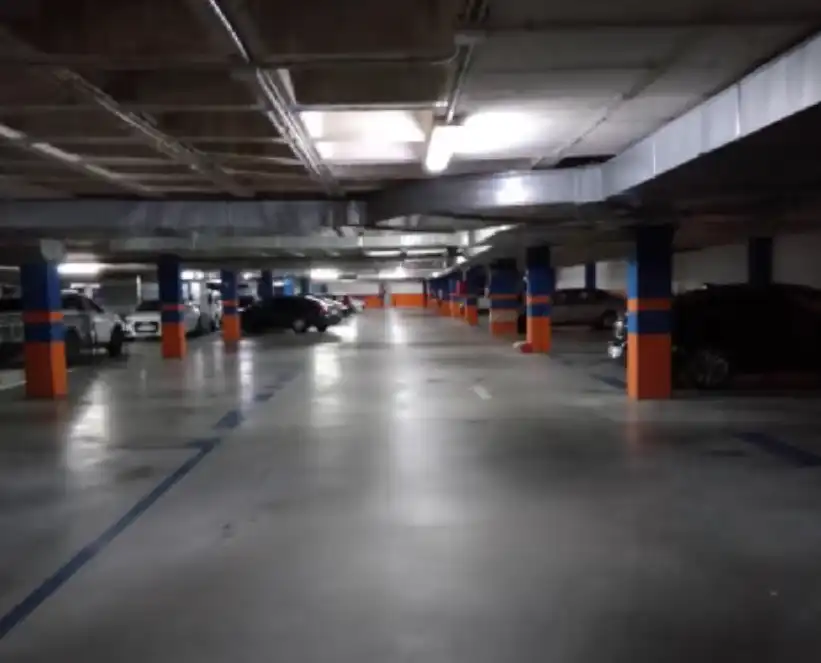 Parkplatz von Garage zum Verkauf in Alcalá de Henares
