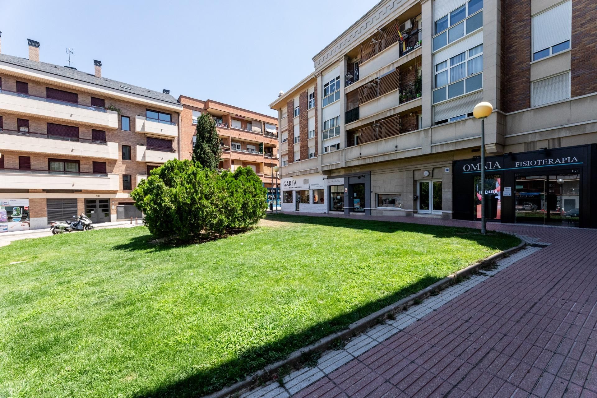 Exterior view of Flat for sale in Majadahonda  with Air Conditioner, Heating and Community pool