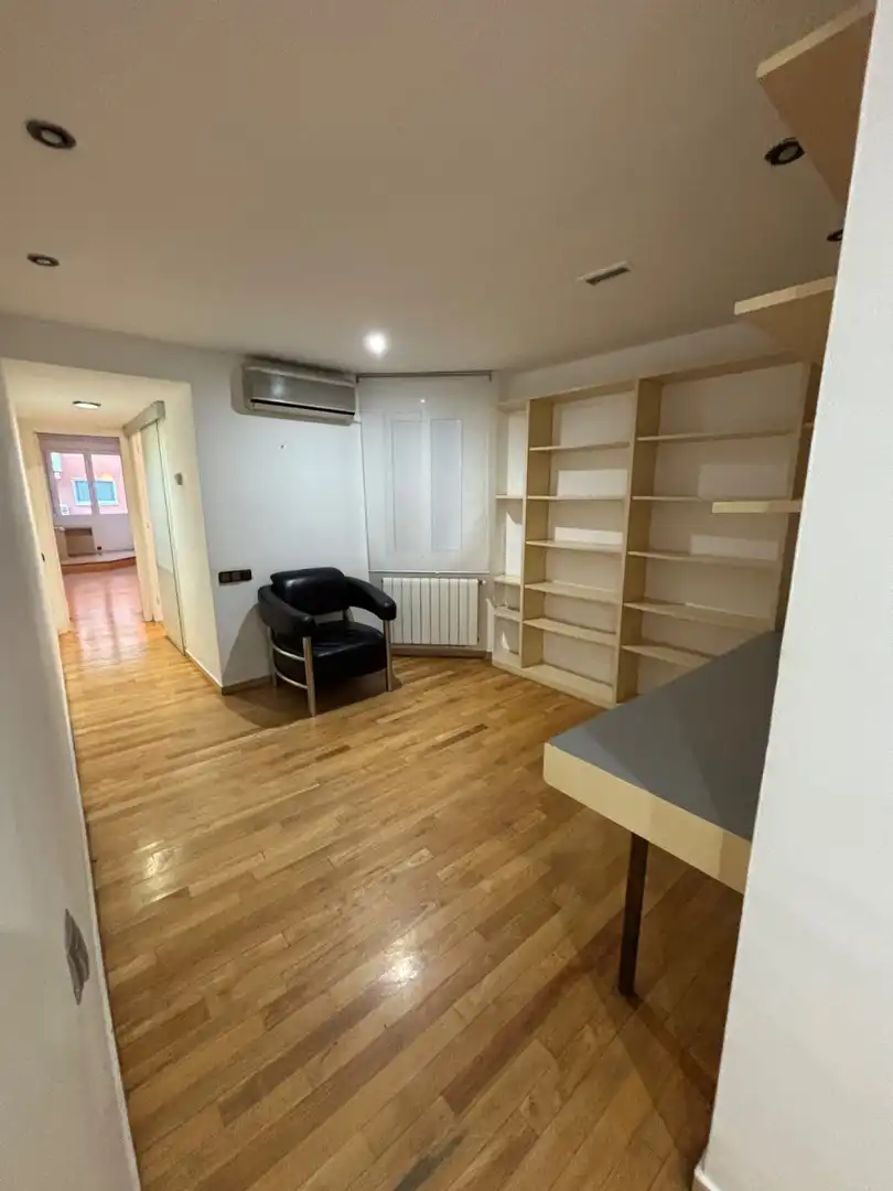 Flat with lift for sale in Sarrià - Sant Gervasi, imagen 2