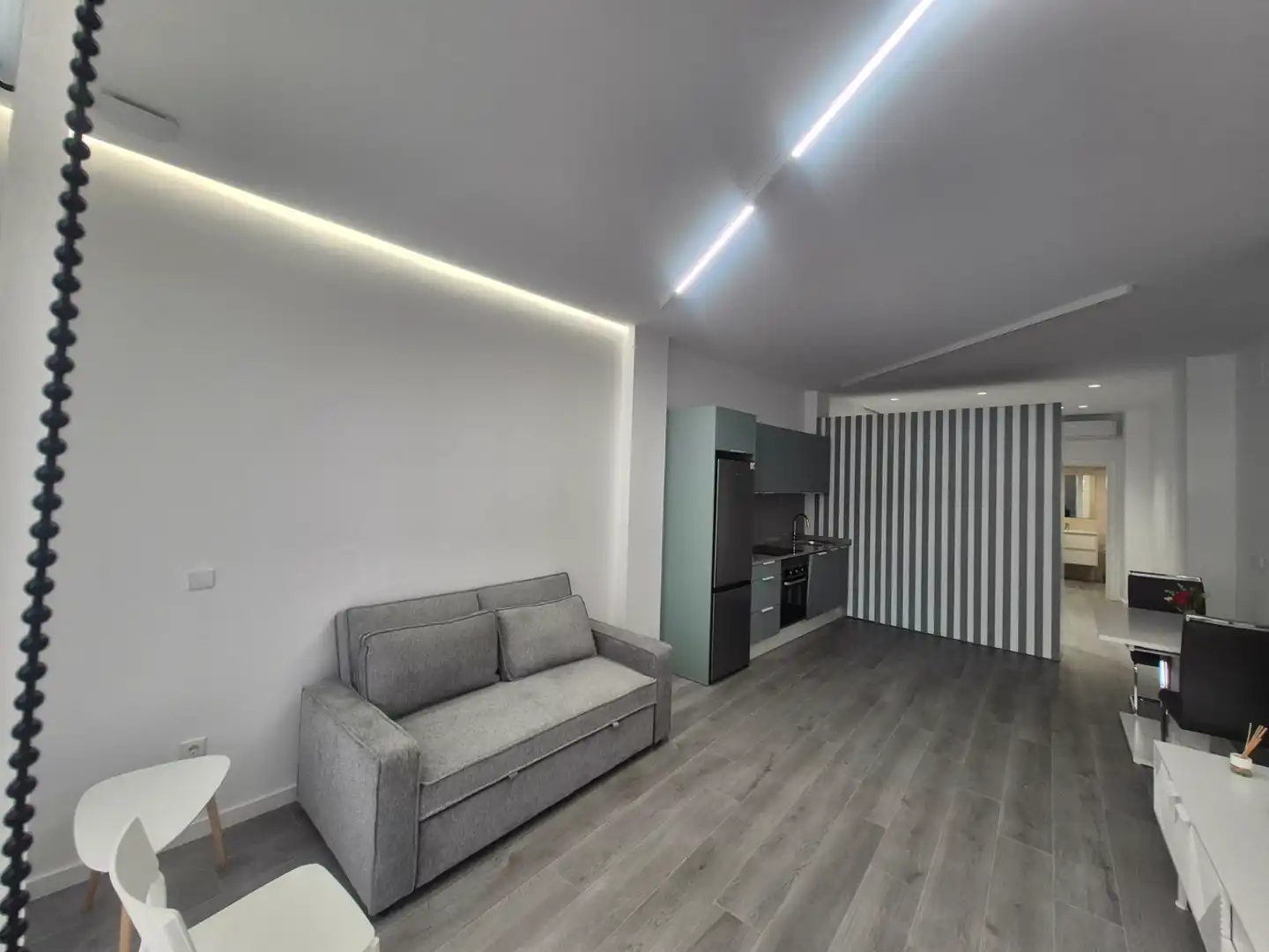 Wohnzimmer von Loft zur Miete in Moncada mit Klimaanlage, Heizung und Möbliert