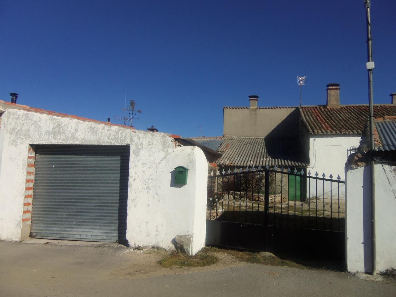 Außenansicht von Country house zum verkauf in Barbalos