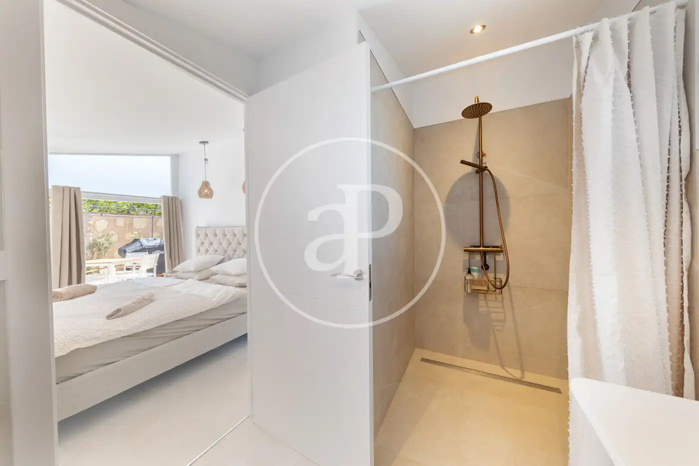 Baño de Piso en venta en Sóller con Aire acondicionado, Calefacción y Jardín privado
