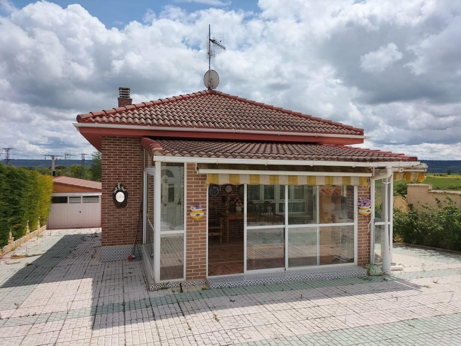 Exterior view of House or chalet for sale in Husillos   with Heating and Private garden