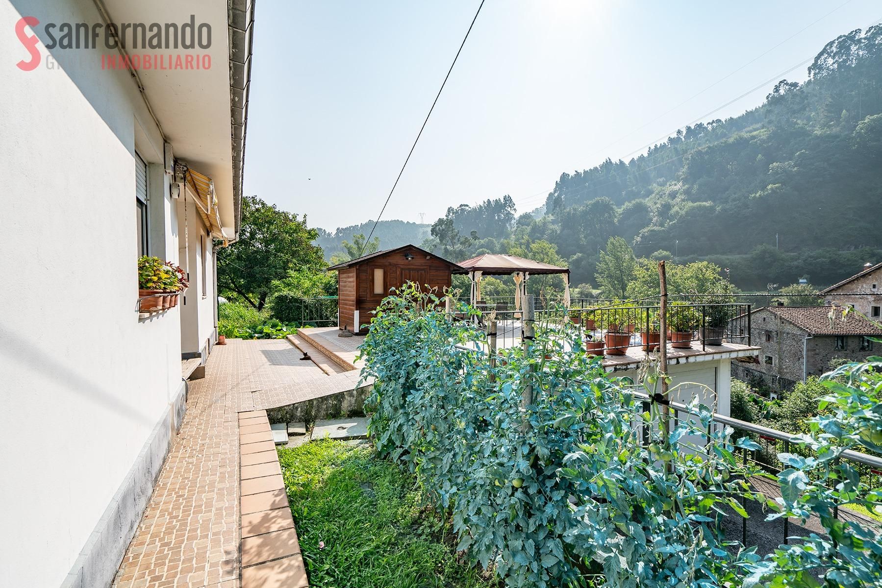 Jardín de Casa o chalet en venta en Cartes con Calefacción, Jardín privado y Terraza