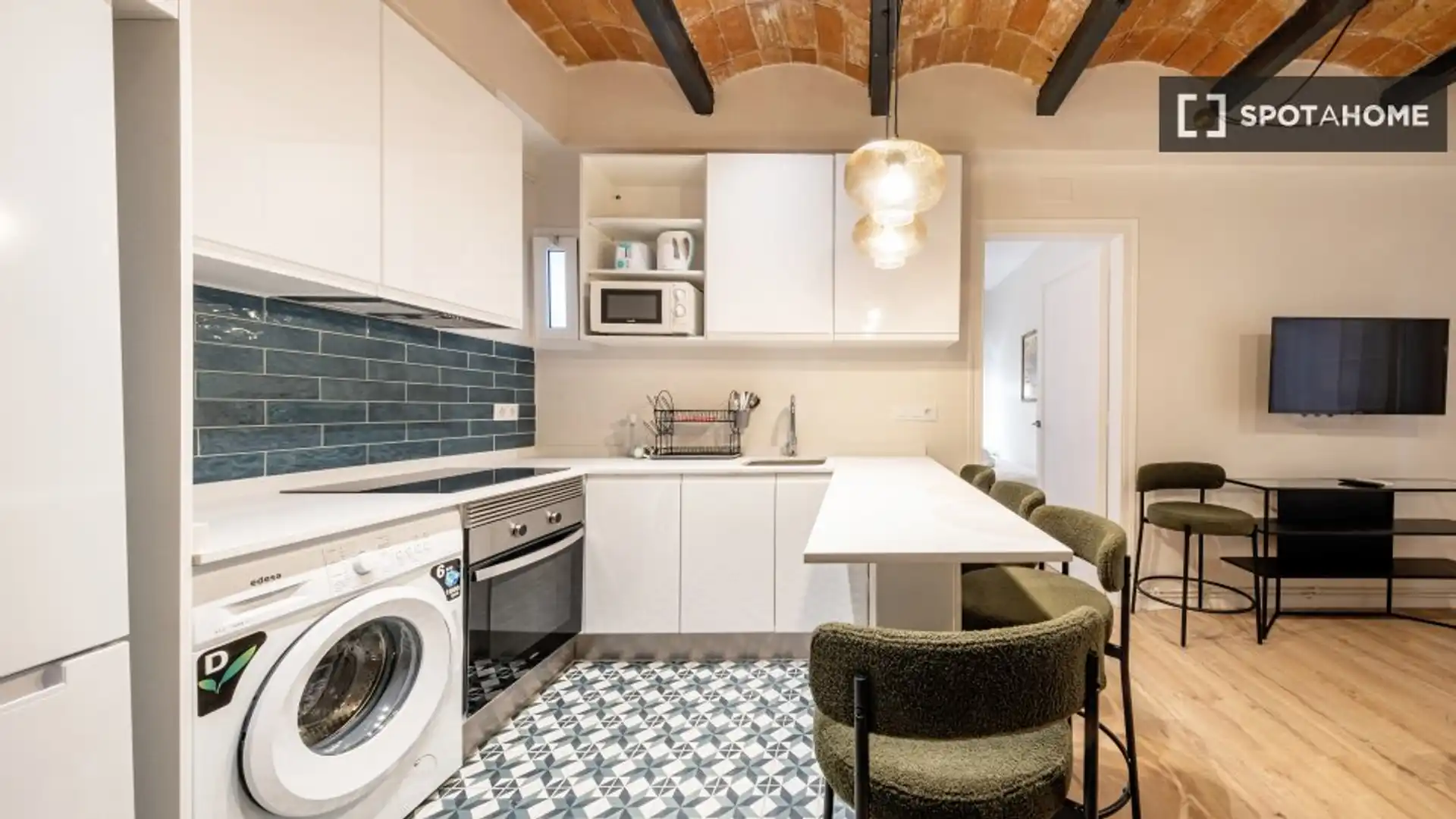 Kitchen of Flat for rent in  Barcelona Capital  with Air Conditioner, Heating and Furnished