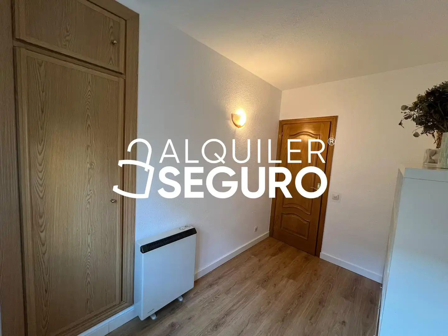 Habitación de Piso de alquiler en Madrid con Calefacción y Amueblado
