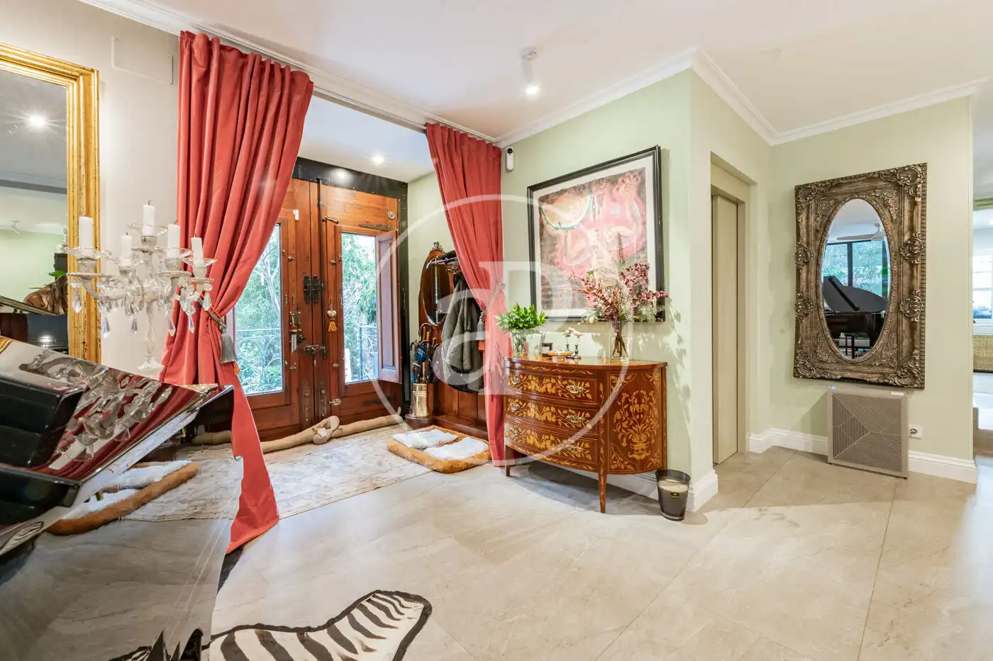 Haus oder Chalet zum Verkauf in Madrid mit Klimaanlage, Heizung und Privatgarten