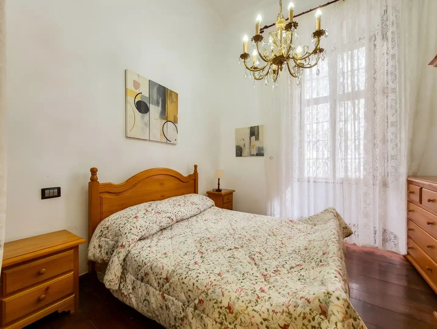 Dormitori de Casa o xalet en venda en Las Palmas de Gran Canaria amb Terrassa, Traster i Moblat