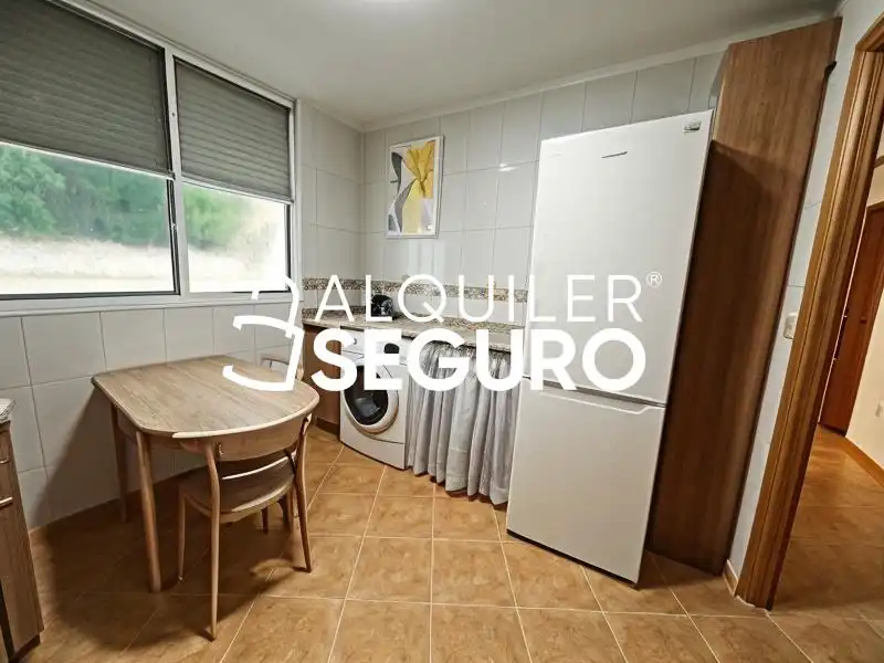 Wohnung zur Miete in Castellgalí mit Klimaanlage und Möbliert