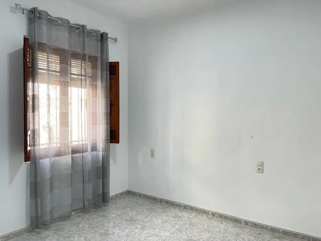 Dormitori de Pis en venda en Zona de la Vega