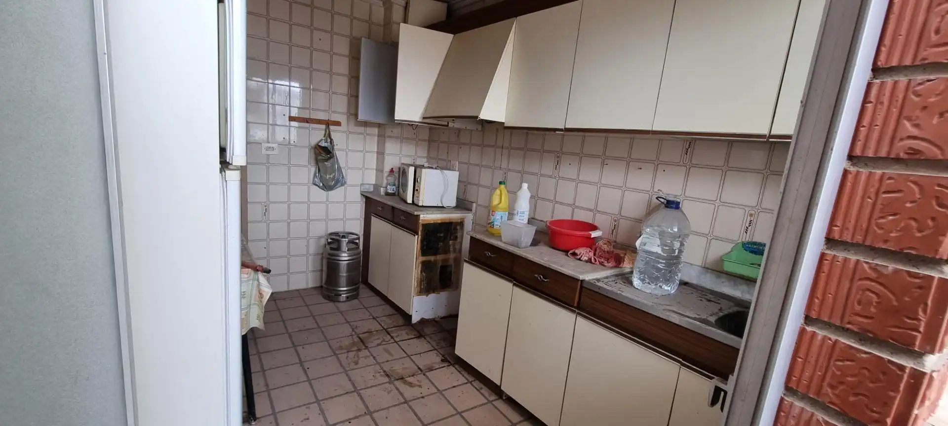 Cuina de Pis en venda en Yecla amb Terrassa i Balcó
