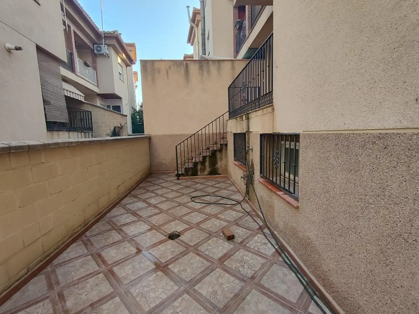 Detached homes for sale in Atarfe