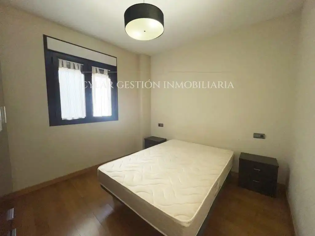 Habitación de Piso de alquiler en Salamanca con Calefacción, Parquet y Amueblado