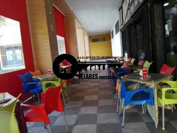 Local comercial en venda a Industria, imagen 2