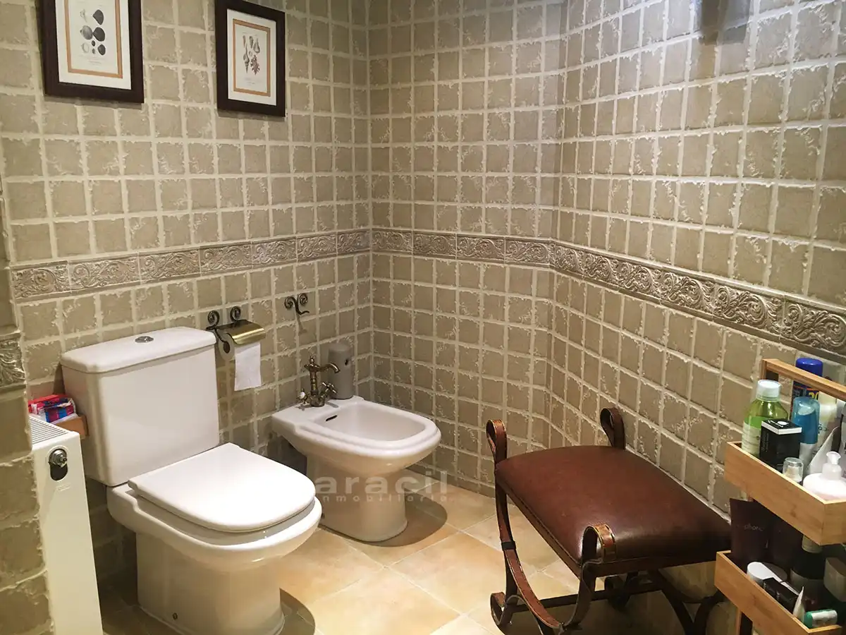 Bathroom of Flat for sale in Alcoy / Alcoi  with Air Conditioner and Terrace