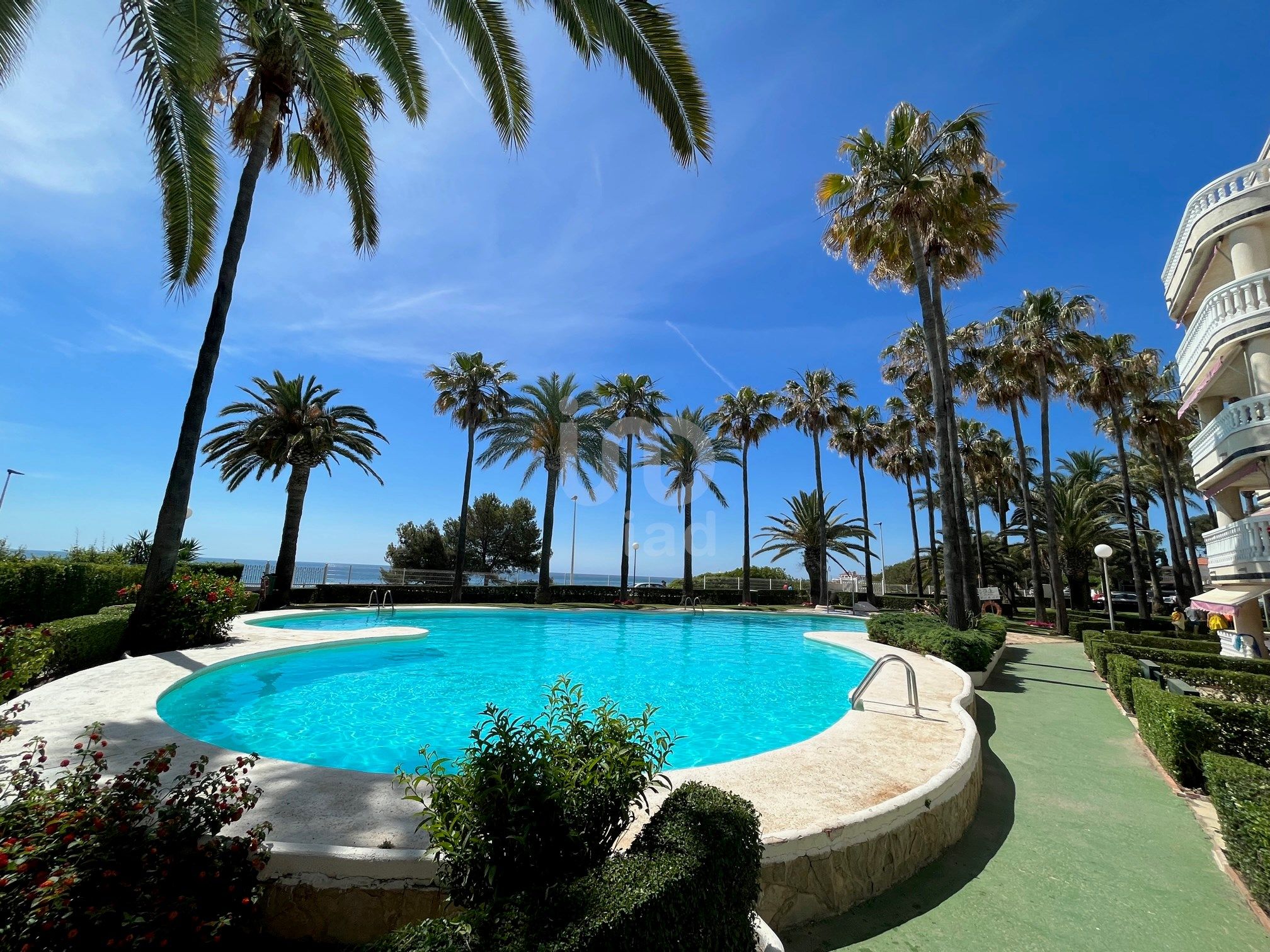 Swimming pool of Flat for sale in Alcalà de Xivert  with Air Conditioner, Heating and Terrace
