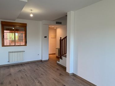 Duplex avec balcon à vendre à Avenida de la Ilustración