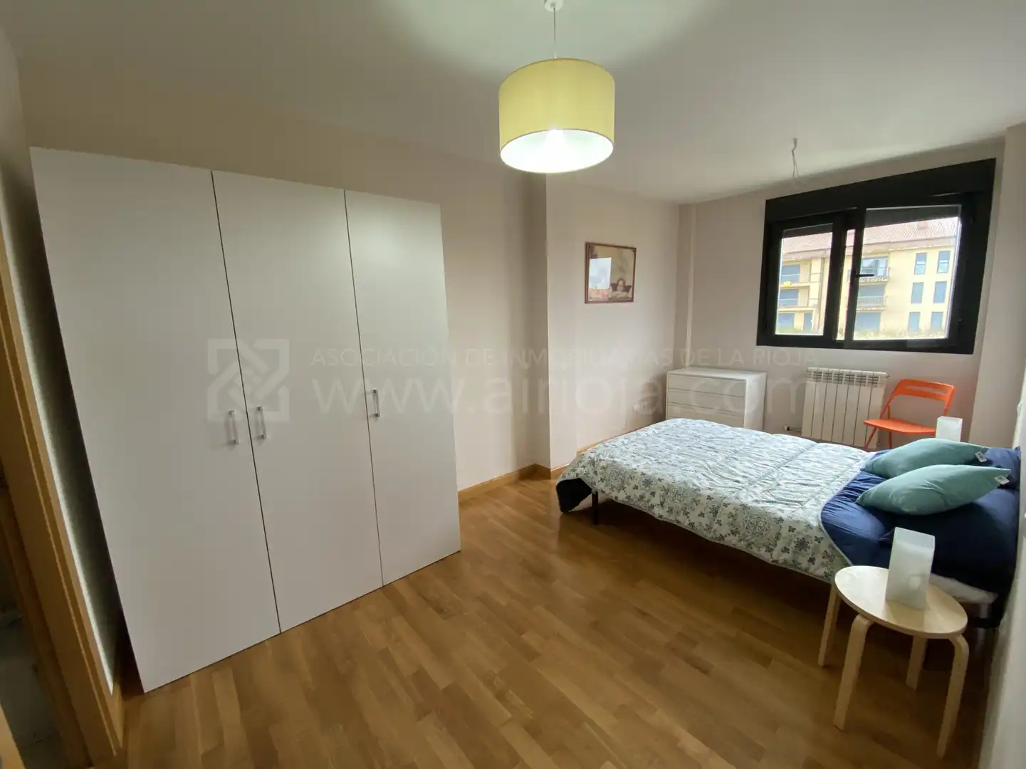 Habitación de Piso en venta en Cirueña con Calefacción, Terraza y Trastero