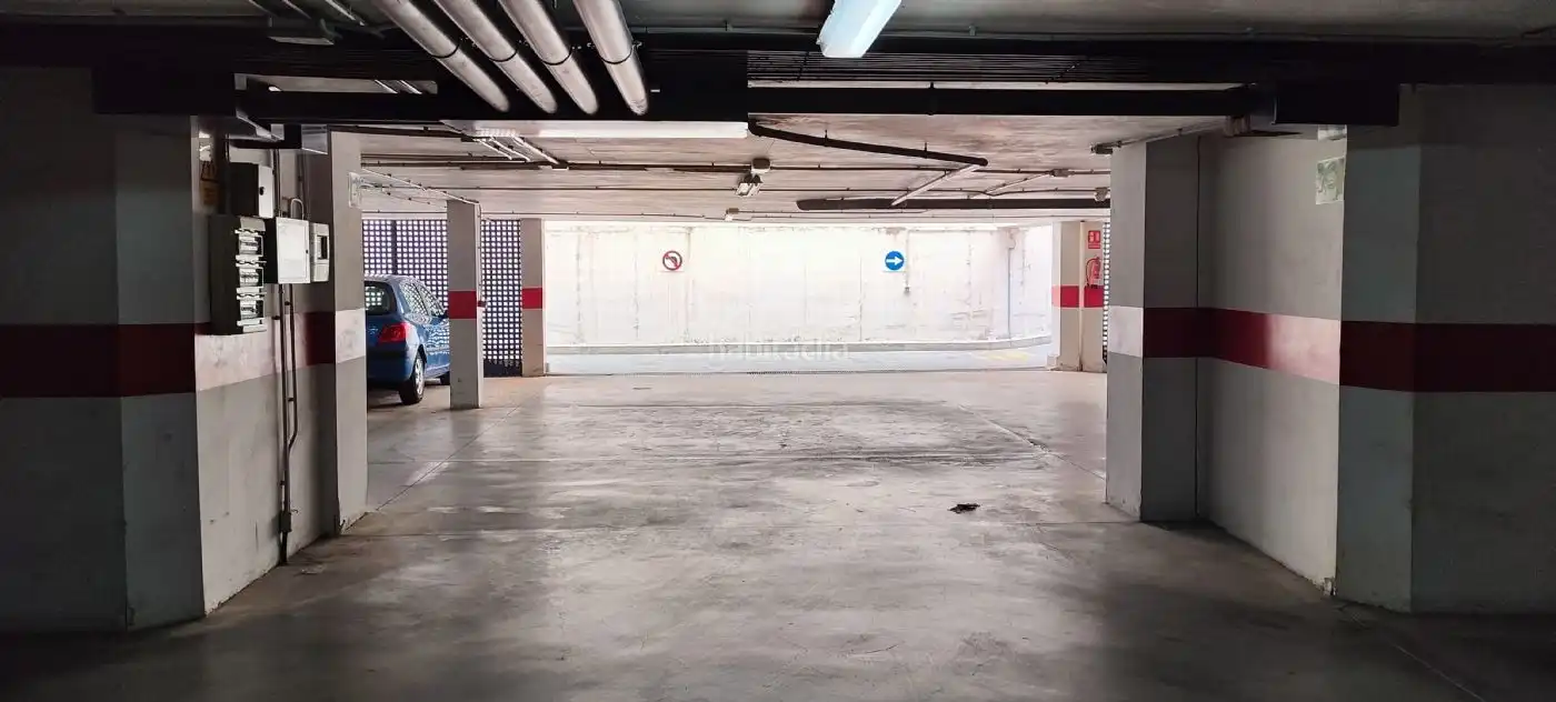 Aparcamiento en alquiler en Calle Pedáneo Blas Galián 3, imagen 8