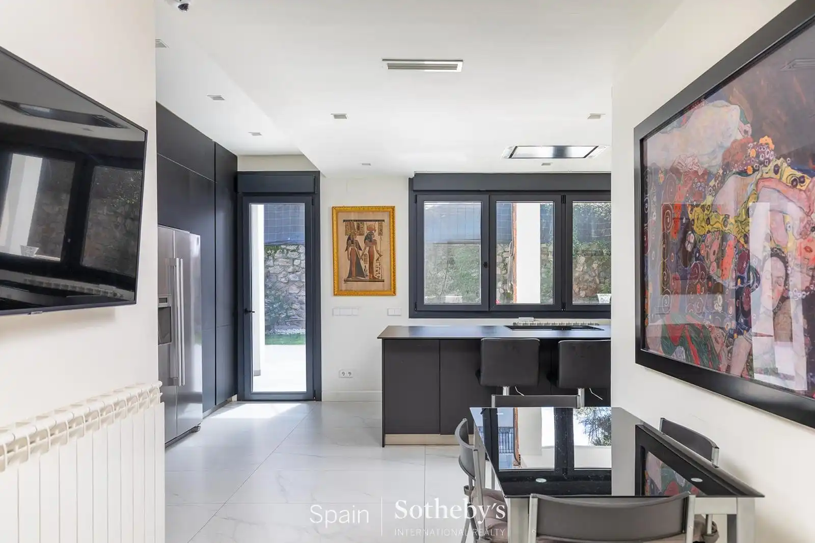 Cuina de Casa o xalet en venda en Madrid amb Aire condicionat, Jardí privat i Terrassa