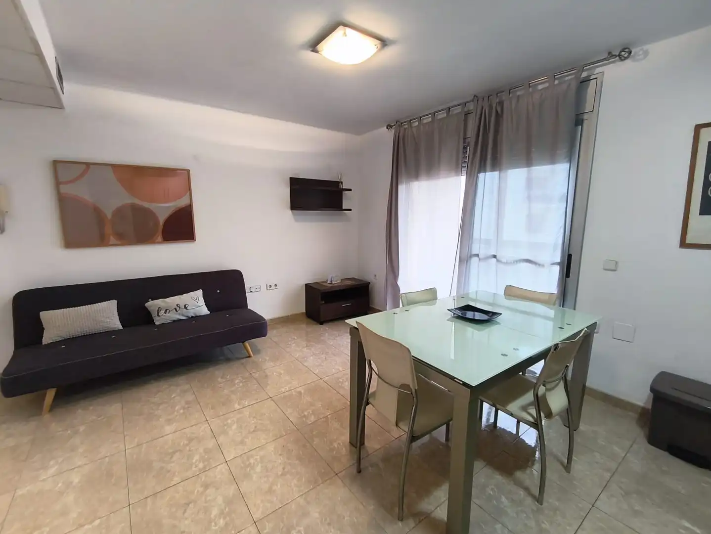 Apartament amb ascensor en venda a Avinguda dels Esports, imagen 3