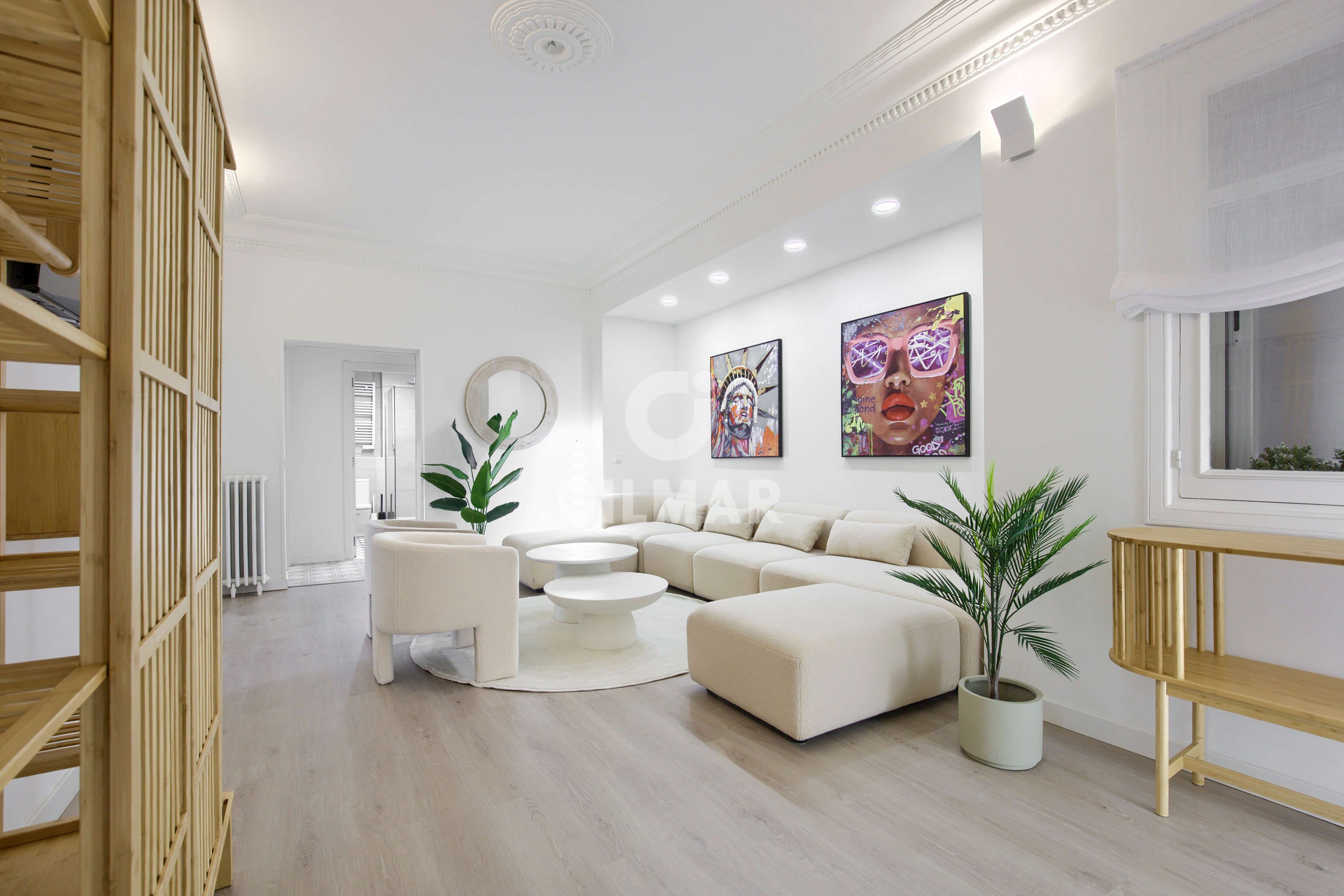 Living room of Flat for sale in  Madrid Capital  with Heating and Furnished