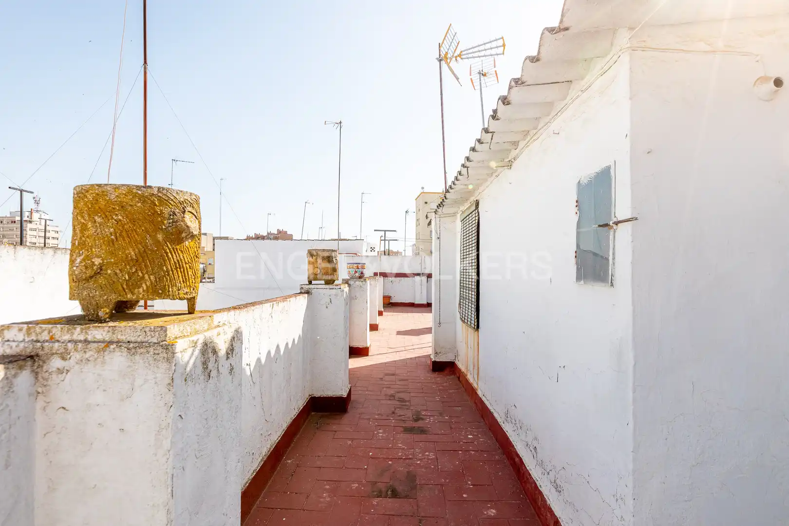 Exterior view of Houses for sale in Sevilla  with Heating, Terrace and Balcony