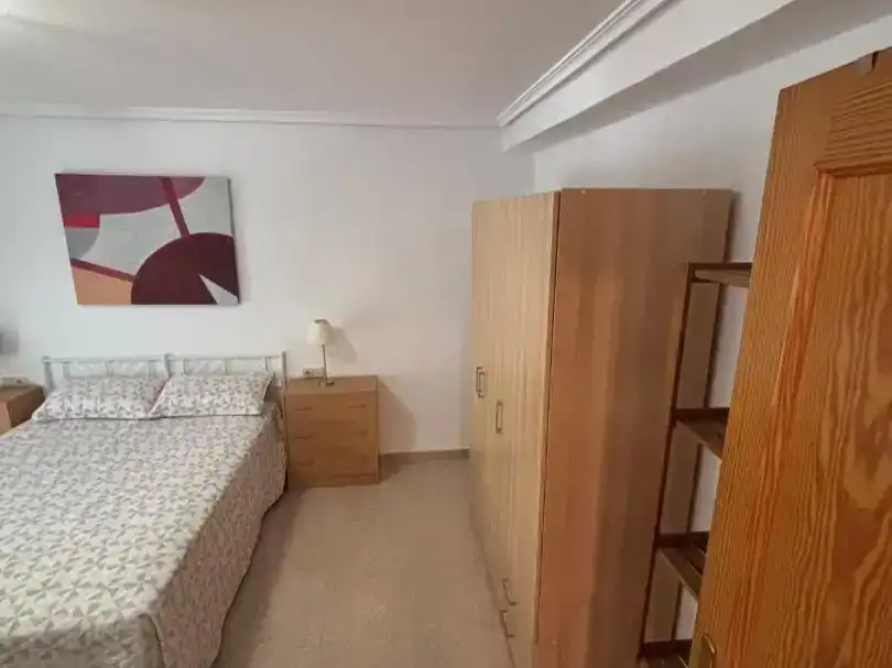 Schlafzimmer von Wohnung zur Miete in Burjassot mit Klimaanlage und Balkon