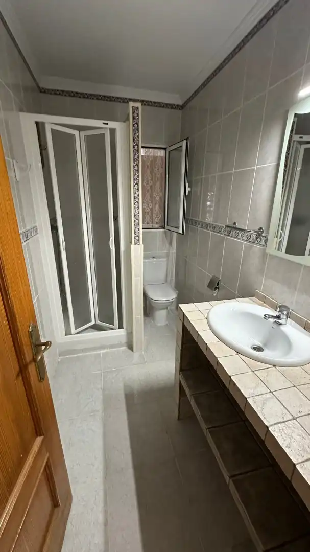 Bathroom of Apartments for sale in Vinaròs  with Terrace, Oven and Community pool
