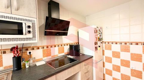 Photo 4 of Flat for sale in Calle Segovia, Peñamefecit - Avda Barcelona, Jaén Capital