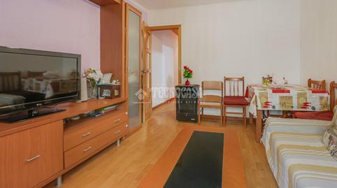 Foto 3 de Pis en venda a Les Roquetes, Barcelona