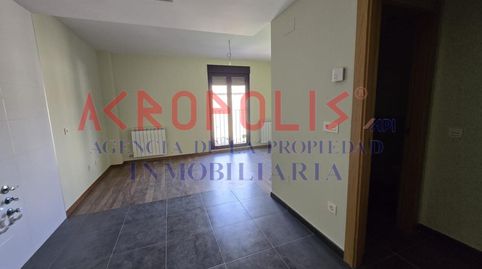 Foto 3 de Dúplex en venta en Calle E Alonso S-lomb, Puebla de Lillo, León
